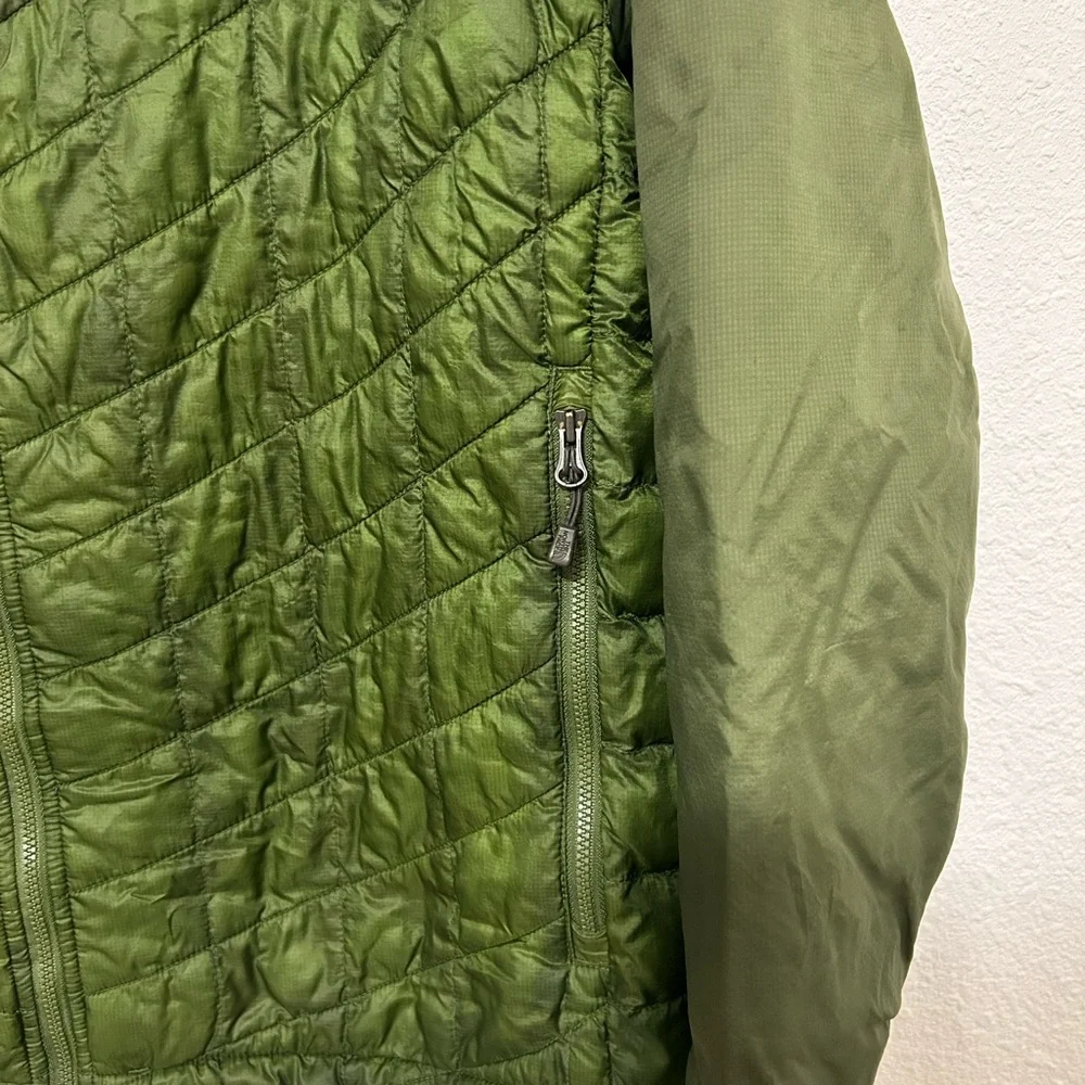 THE NORTH‎ FACE THERMOBALL HYBRID PRIMALOFT JACKET - MEN'S Medium
